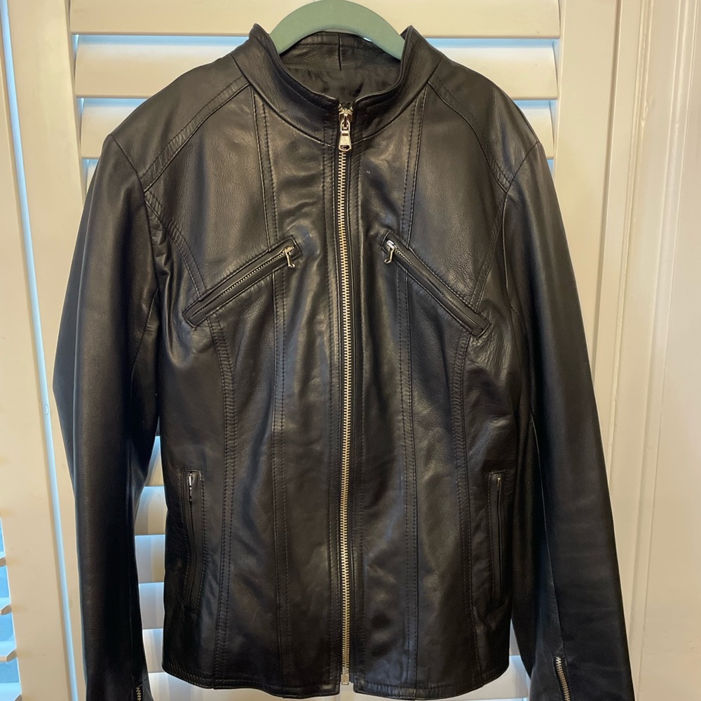 Women’s Italian leather jacket